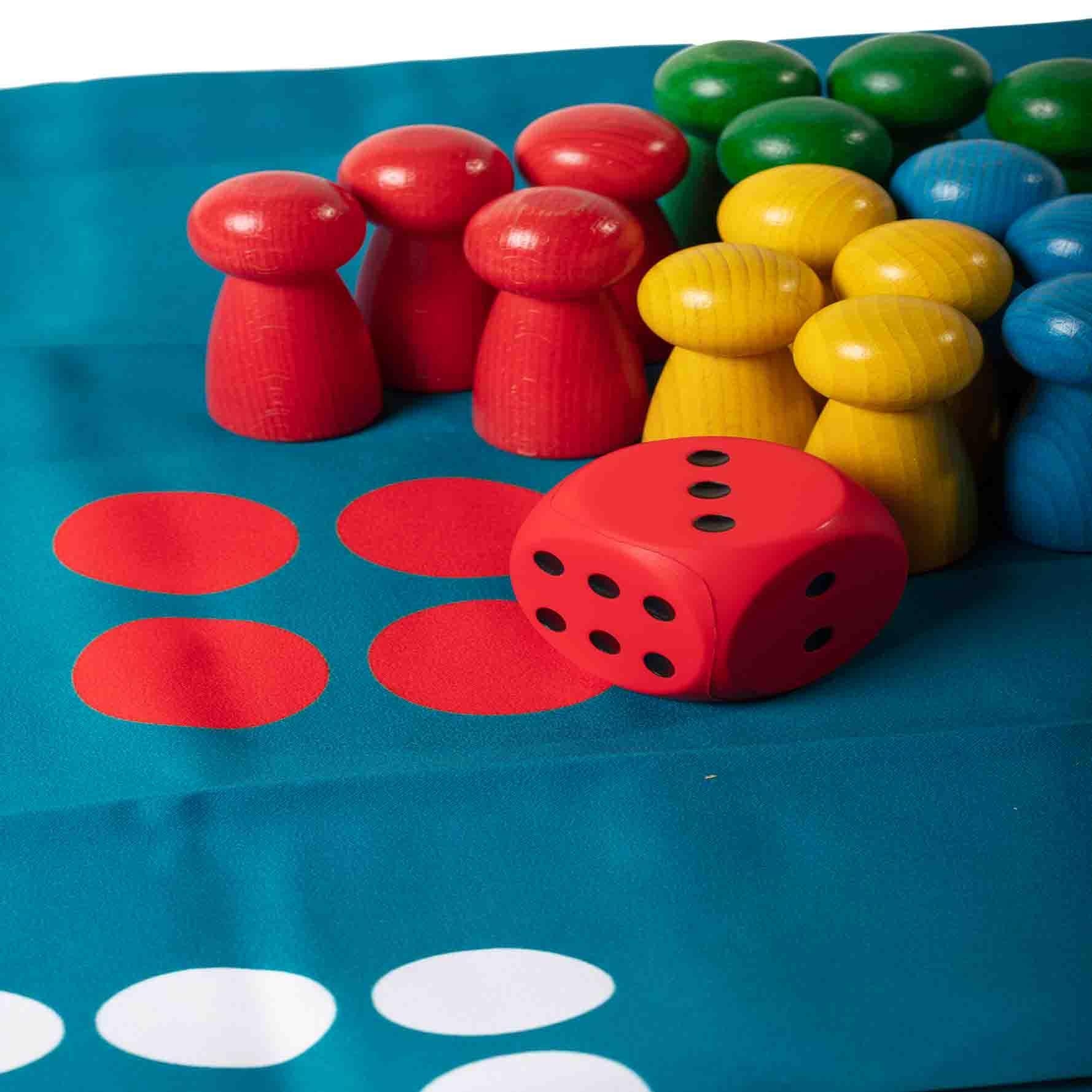 Tischdecke "Würfelspiel" 100x100